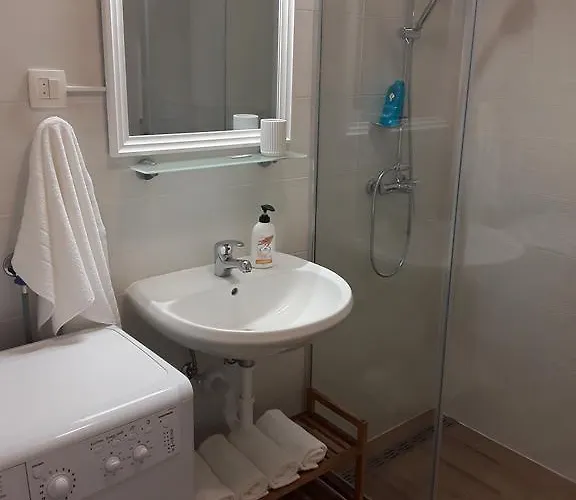 Apartament Lara *