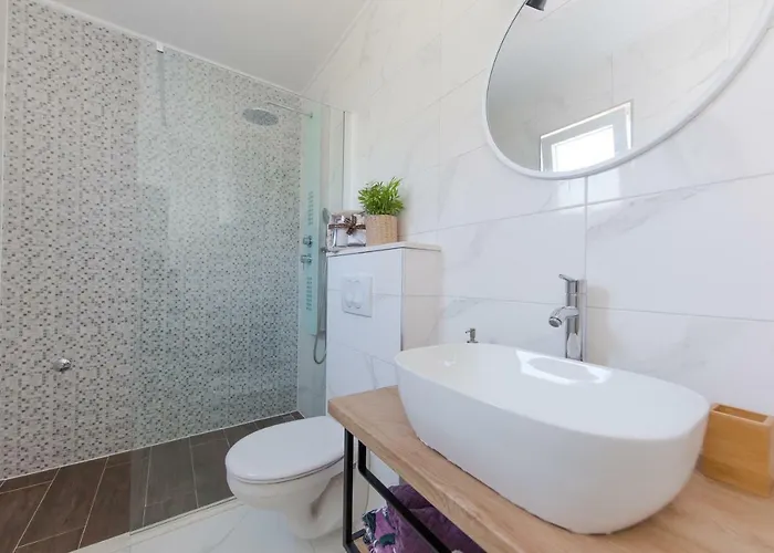 Lara Apartament