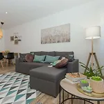 Apartment Lara *